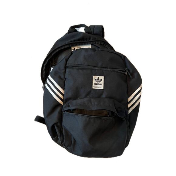 Adidas Originals Essentials Backpack - Picture 1 of 3